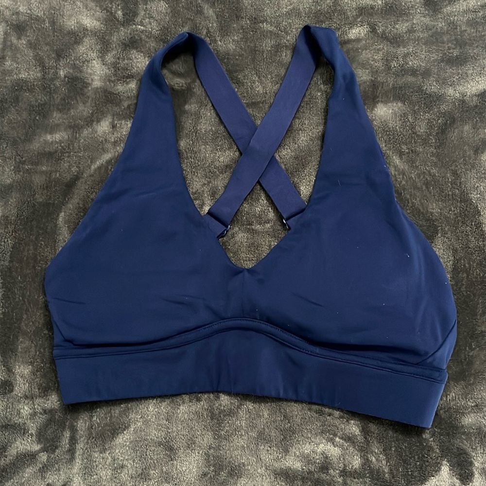 Fabletics Studio Squad Navy sports bra
